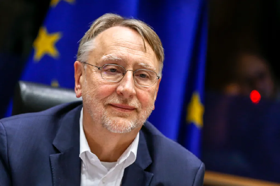 MEP Bernd Lange Lange said that the failure to reach a deal would likely trigger a WTO lawsuit by the EU against the U.S.